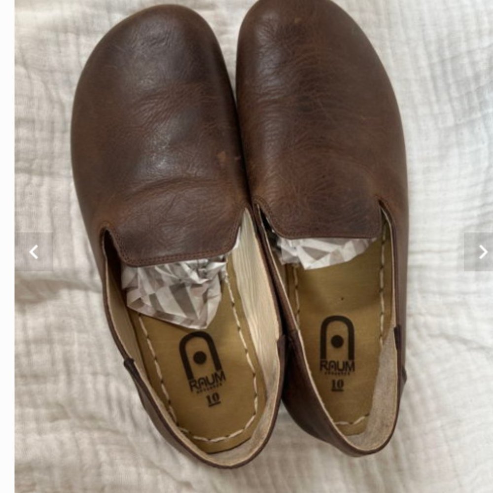 Raum goods barefoot grounding slipon shoes, coffee, size 10 womens